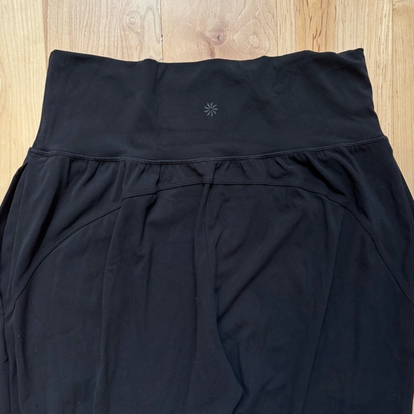 Athleta Black High-Waisted Salutation Joggers in Powervita - Picture 8 of 15